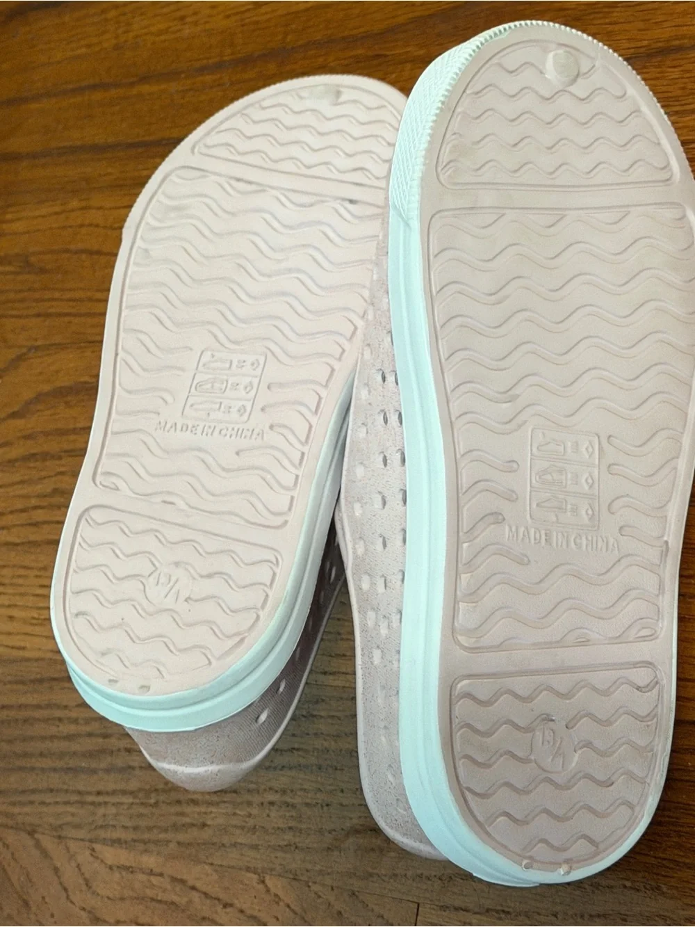 Lily & Dan light Pink Glitter Slip-On Water Summer Shoes Girls Size 13/1 Beach